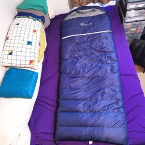 Qezer Down Sleeping Bag 1000 grams 620 Fill Rectangular Hooded 3-season UL 900